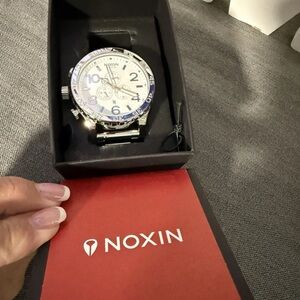 NIXON 51-30 Men's Wristwatch Chrono High Polish Silver Quartz W/ Box